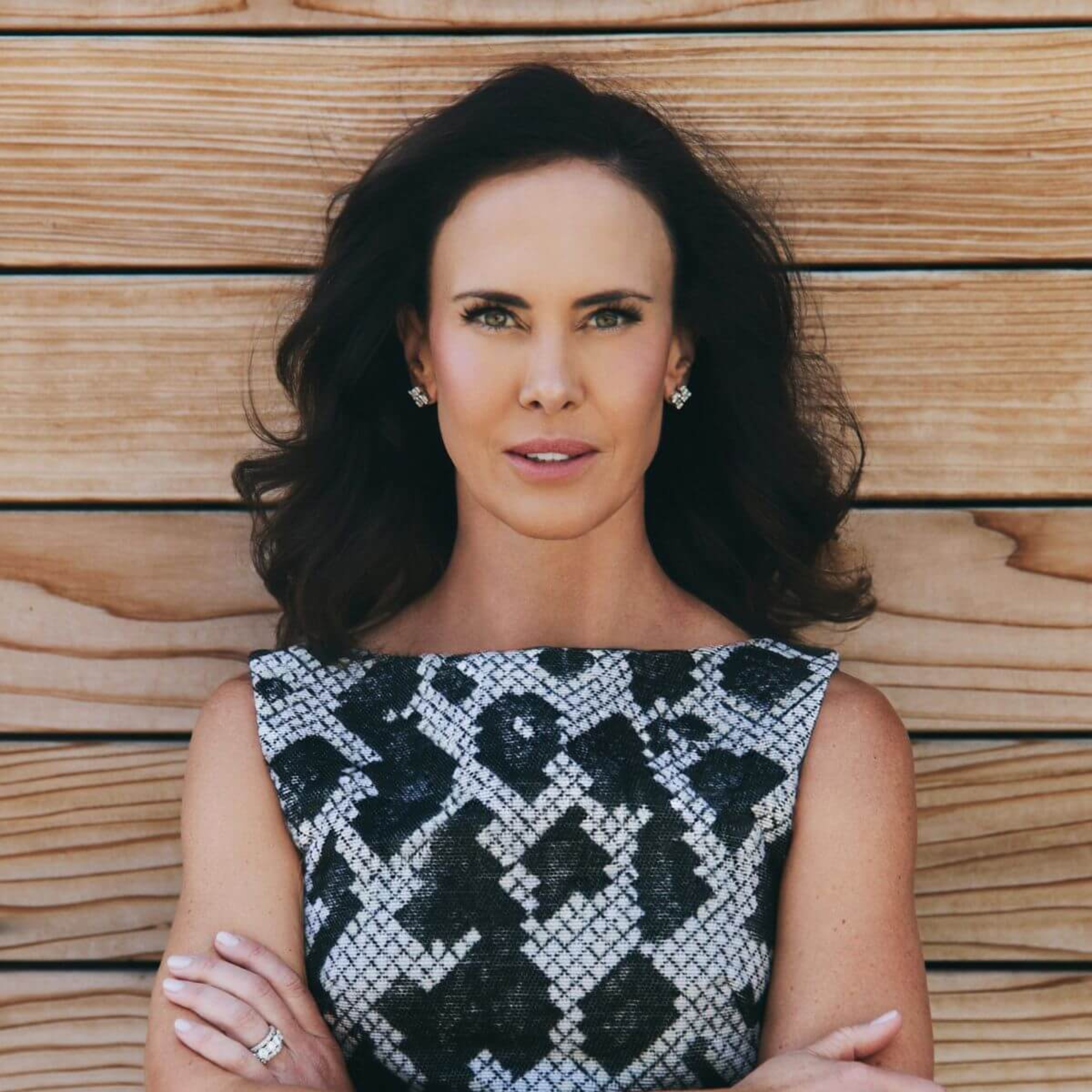 When Life Falls Apart: Navigating Crisis with Clarity and Compassion